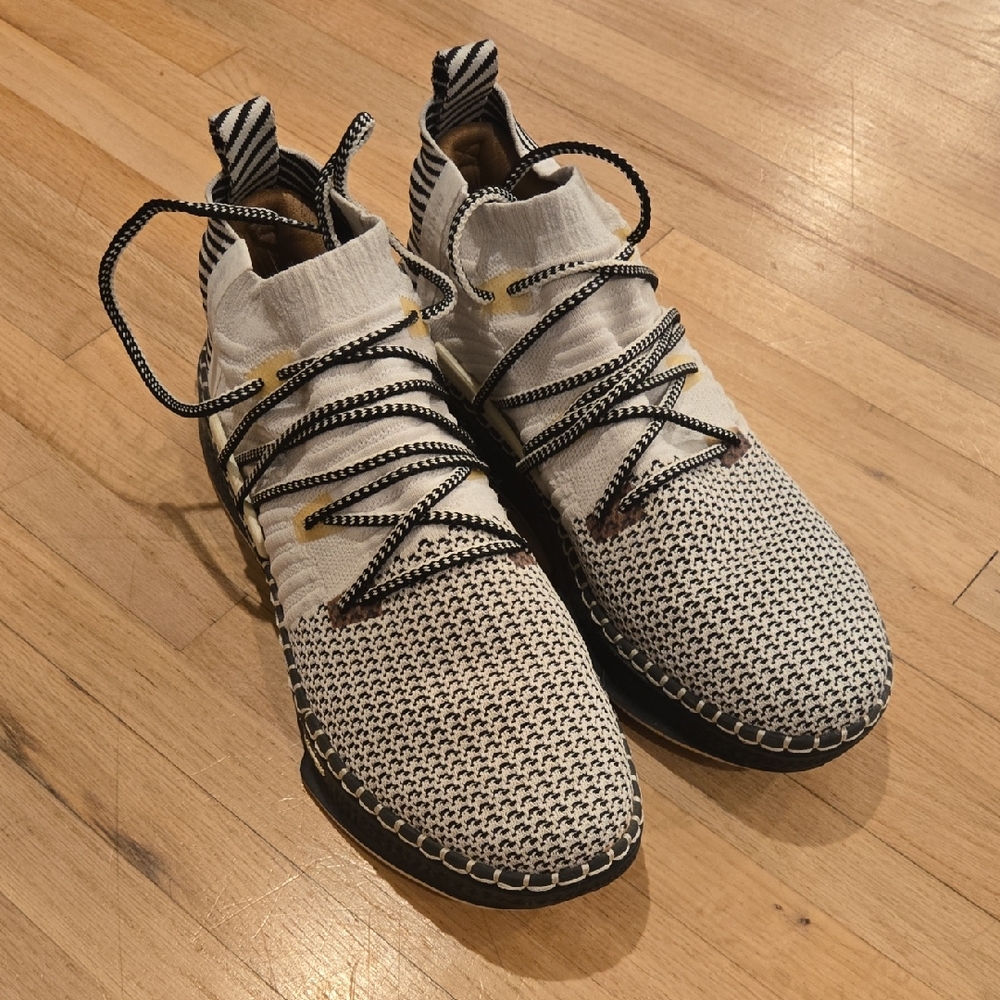 Brandblack Delta Knit Sneakers - Rare